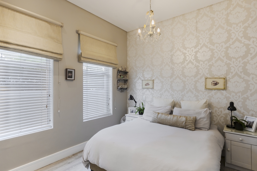 5 Bedroom Property for Sale in Meerhof Estat Western Cape